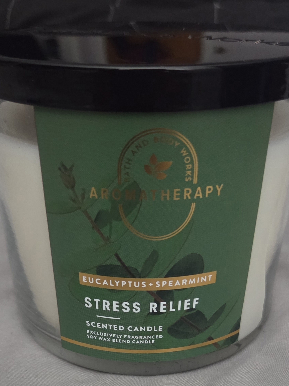 🔺️🆕️🔺️Bath & Body Works Green & Gold Aromatherapy Stress Relief Candle